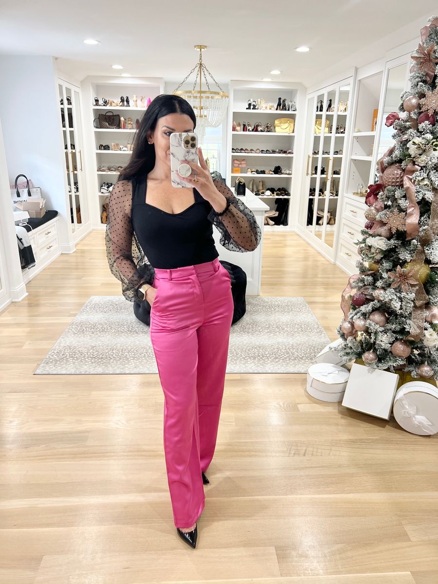 New Holiday Party Outfit Ideas for This Year