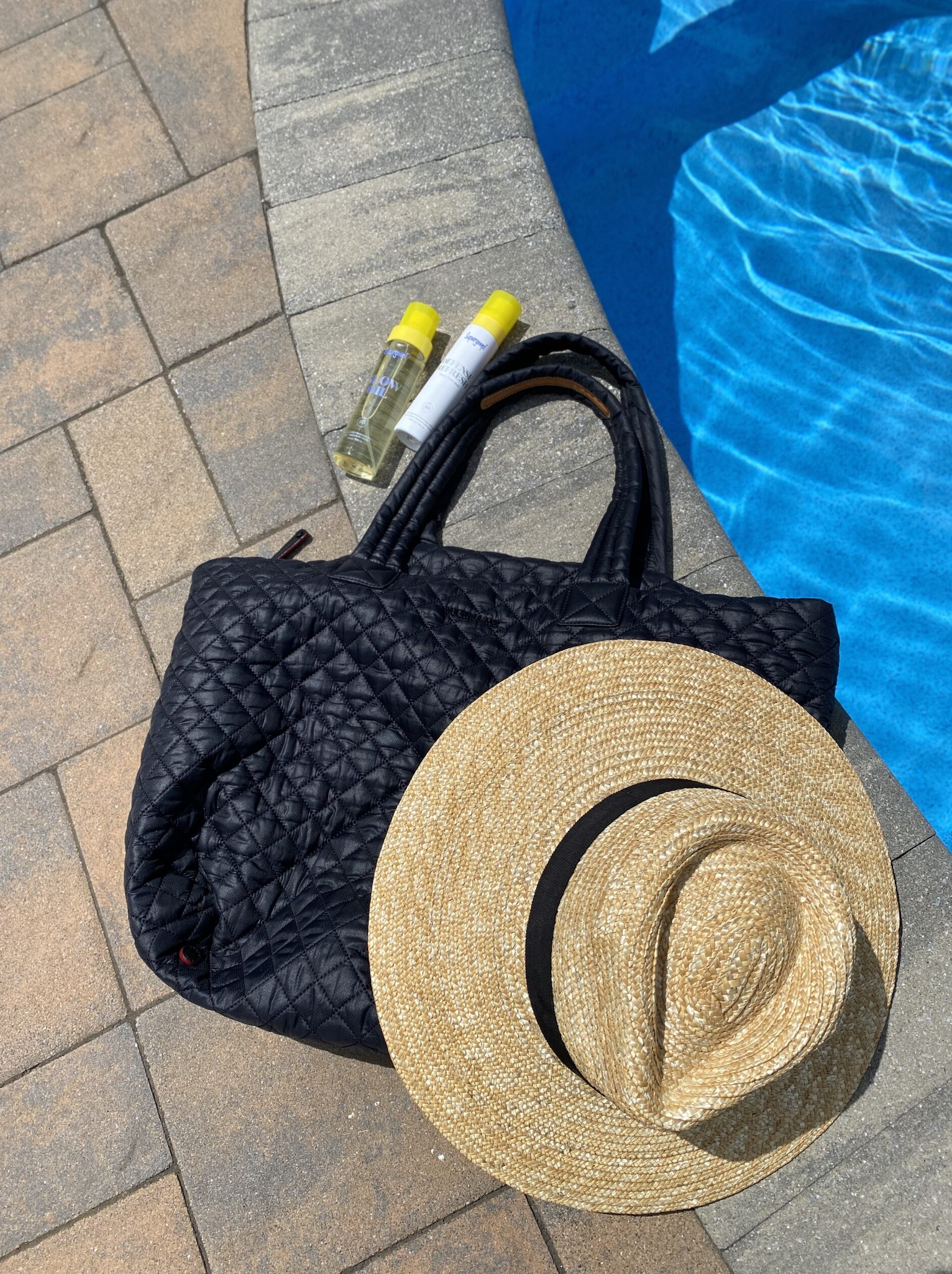 Glambytes Beach Essentials